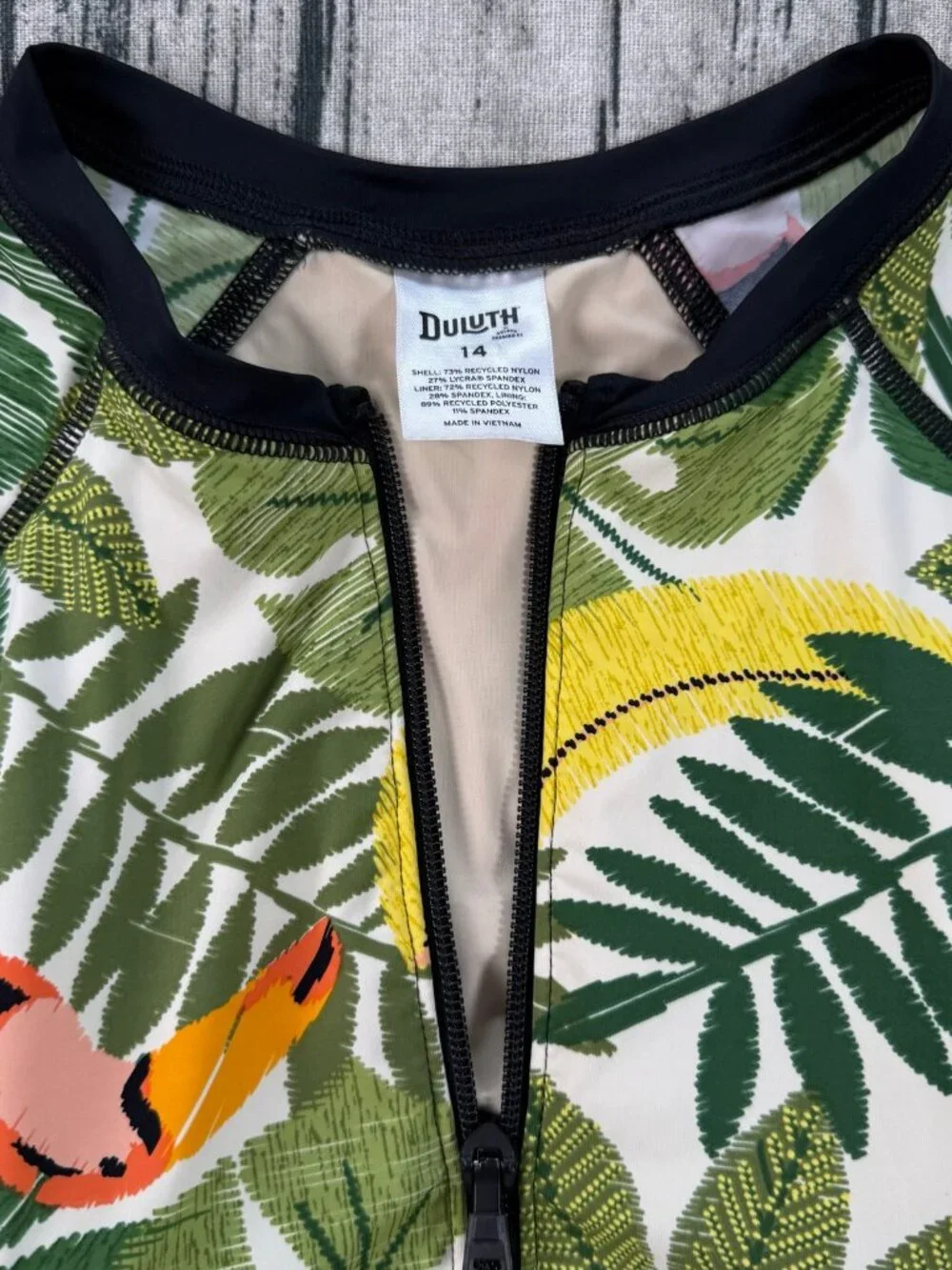 Duluth One-piece long sleeve swimsuit/rash guard Size 14 Multicolor
